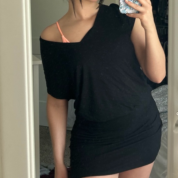 Black Off-Shoulder Beach Cover Up - Picture 1 of 2